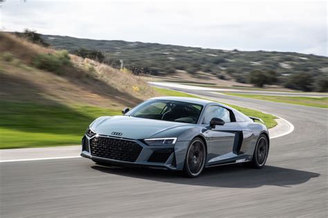 Der neue Audi R8: Dynamik-Update für den Hochleistungssportwagen | Audi ...