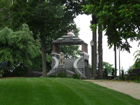 Forest Park, Springfield MA | Barney Mausoleum, inventor of … | Flickr