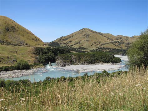 photographing New Zealand: waiau river, canterbury