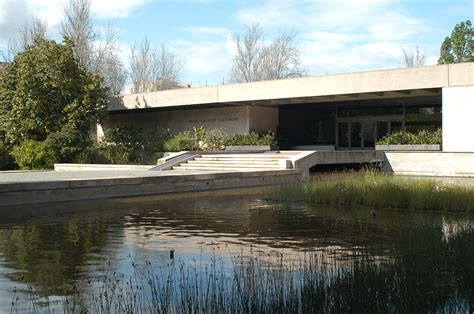 Building | Founder's Collection | Calouste Gulbenkian Museum