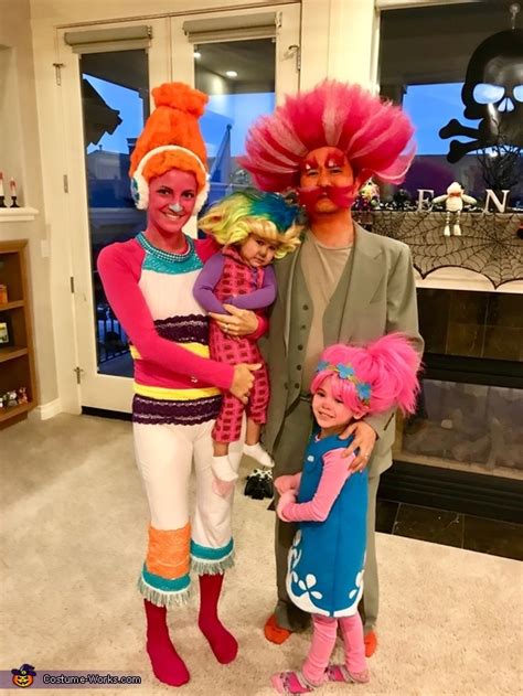 Trolls and Bergen Family Halloween Costume - Photo 2/4