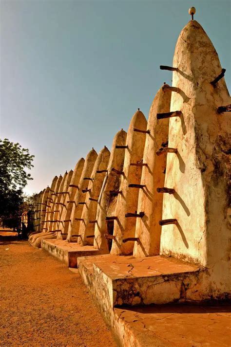 Bobo Dioulasso Grand Mosque | Wondermondo