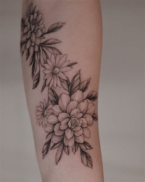 October flowers tattoo – Artofit