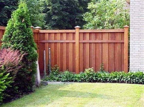 Smart Privacy Fence Ideas for Your Outdoor Sanctuary | Backyard fences, Privacy fence designs ...