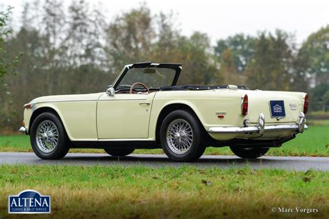 Triumph TR 250, 1968 - Altena Classic Service