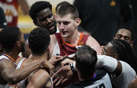 Jokic ejected from Game 4 after flagrant foul in 3rd quarter | AP News