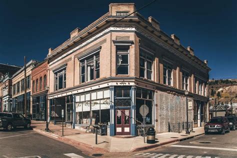 A ‘Haunted’ Hotel in Colorado Reopens With a Creepier Vibe - The Points Guy