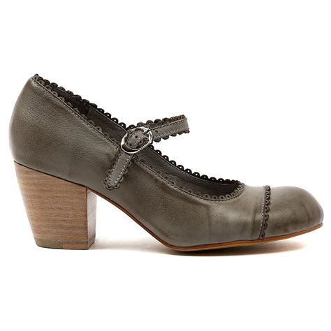 Flirtatious Mary Jane Shoe by Django & Juliette