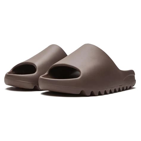 YEEZY SLIDES 'SOOT' - Dropnews