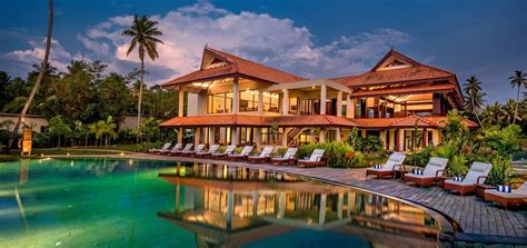 Best Luxury Backwater Resorts in Kumarakom | Experience Kerala