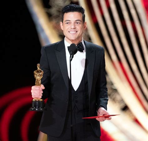 Oscars 2019: Rami Malek Falls After Win, Treated by Paramedics