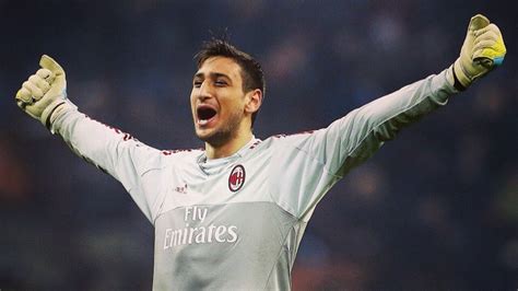 Gianluigi Donnarumma Best Saves - YouTube