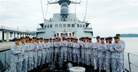 Navy men celebrate Raya with 'family' away from home | New Straits Times