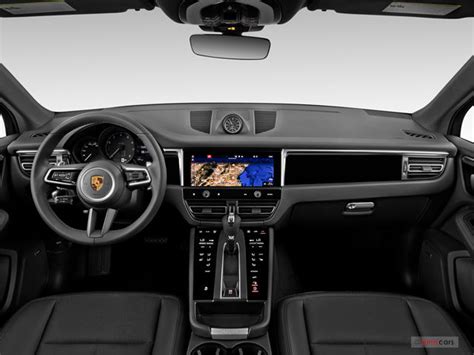 2023 Porsche Macan: 37 Interior Photos | U.S. News