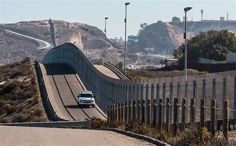 San Diego Reacts to the Border Wall | Hatch