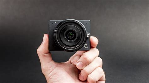 The E1 is a tiny 4K camera that lets you change lenses - The Verge