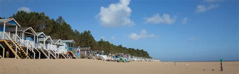 Luxury Holiday Cottages in Norfolk | Barefoot Retreats