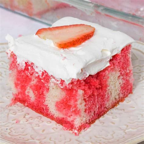 Strawberry Jello Poke Cake {Easy 5-Ingredient Recipe!}