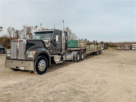 Flatbed Hauling | Brooks Hauling