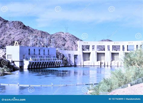 Parker Dam & Power Generating Plant on Colorado River Stock Image - Image of mountains, facility ...