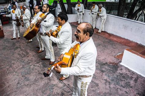 10+ Traditional Mexican Instruments You Should Know - Harmonyvine