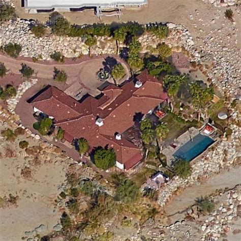 Barry Manilow's House in Palm Springs, CA (#5) - Virtual Globetrotting