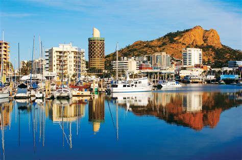 Townsville, North Queensland. | Townsville, New york skyline, Skyline