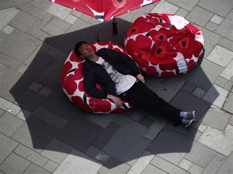 UK Companies Should Embrace Siesta Culture, says Top Neuroscientist