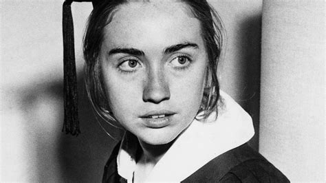 You'll Get Chills When You Listen to Hillary Clinton’s 1969 Wellesley ...