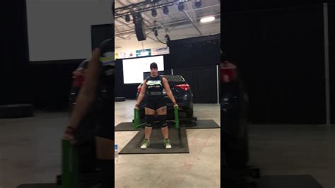 Strong woman car deadlift - YouTube