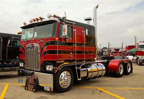 Semitrckn — 1984 coe Kenworth custom K100