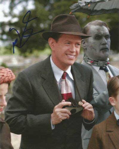 DYLAN BAKER Signed 8x10 Authentic AUTOGRAPH *SELMA* *THE GOOD WIFE ...