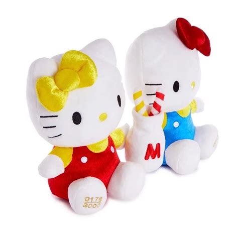 Sanrio Hello Kitty & Mimmy 2022 Plush Classic Collection, Hobbies & Toys, Toys & Games on Carousell