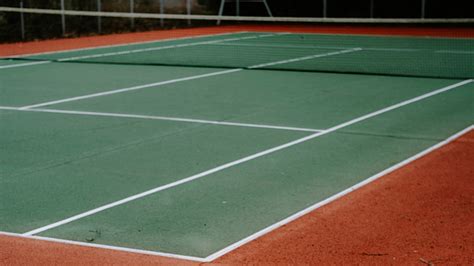 What Are Hard Court Tennis Surface Made Of? - Metro League