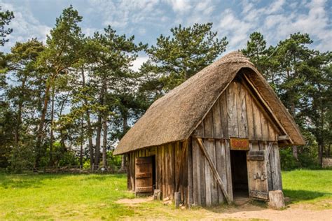 West Stow Anglo-Saxon Village | History & Photos | Anglo saxon history, Saxon history, Anglo ...