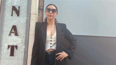 Gauri Khan shares a picture with Mannat's nameplate, squashes rumors of ...