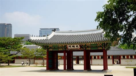 Deoksugung Palace, Seoul | Trip.Expert