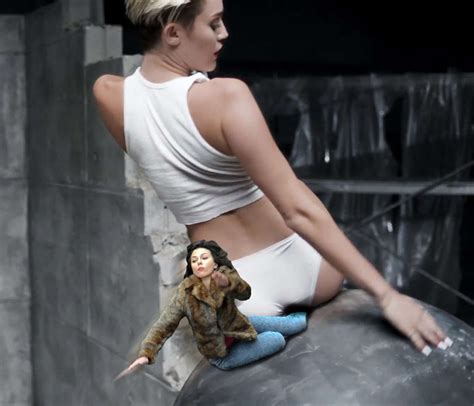 [Image - 675304] | Scarlett Johansson Falling Down | Know Your Meme