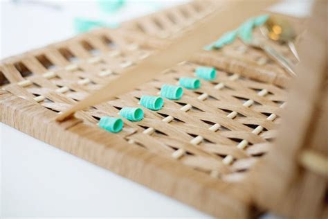 How to Make a Picnic Basket using just glue and elastic