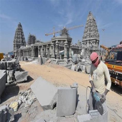 Sculpture and Temple Architecture Degree Course in Yadagirigutta ...