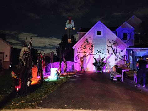 Halloween display paying homage to ‘Stranger Things’ on hold after complaints | WCHX 105.5FM ...