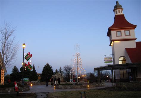 Free Photos Online: Frankenmuth christmas lights