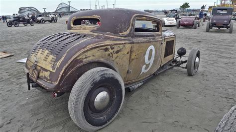 2014 Oilers Race of Gentlemen Rolling Bones coupe | Hot rods cars, Hot rods, Vintage hot rod