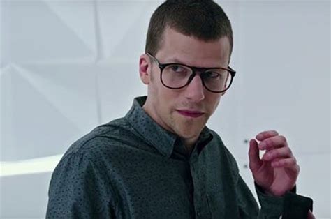 Interview: Jesse Eisenberg (Now You See Me 2) | HNN