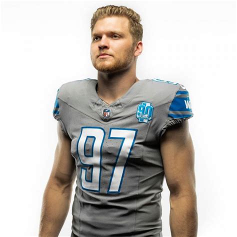 Detroit Lions Unveil 90th Season Logo, Uniform Patch – SportsLogos.Net News