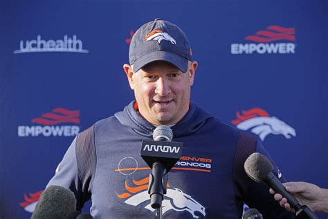 Broncos GM gives vote of confidence to embattled coach, QB – Metro US