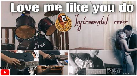 Love me like you do | short instrumental cover - YouTube