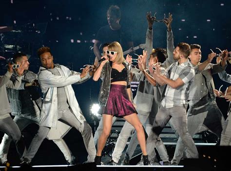 Meet Taylor Swift's Reputation Tour Backup Dancers