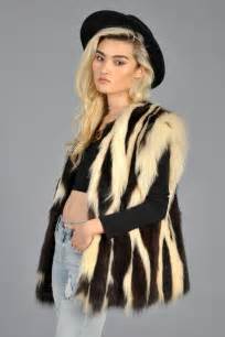 35 best Sweet Skunk Furs images on Pinterest | Fur, Fur coats and Furs