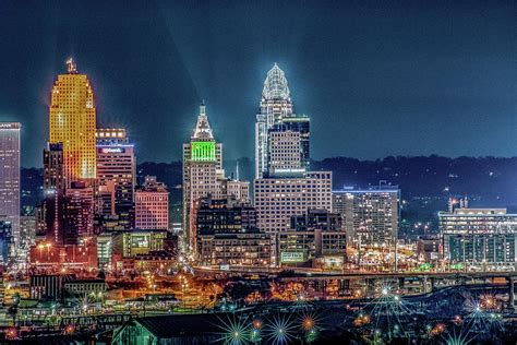 Cincinnati Ohio Skyline During December Photograph by Dave Morgan